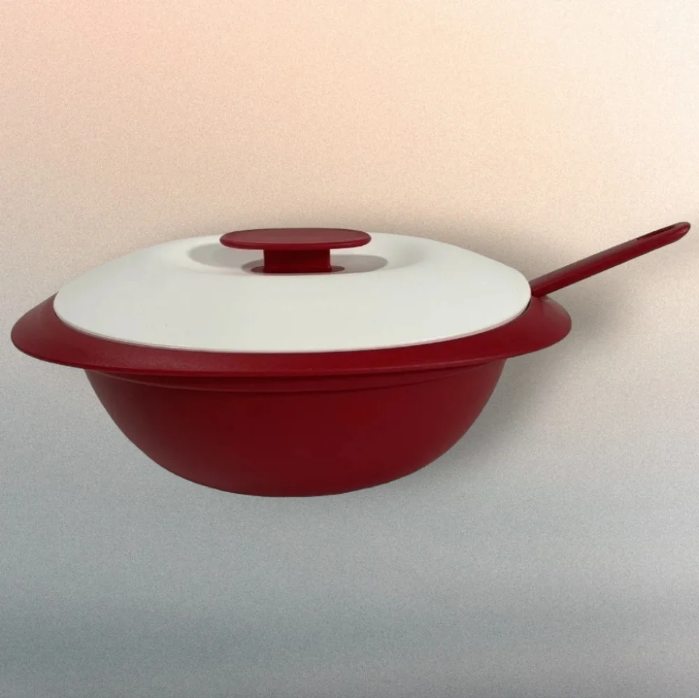 🆕️Tupperware Essentials Oval Serving Bowl & Spoon Red & White 7.5 Cup